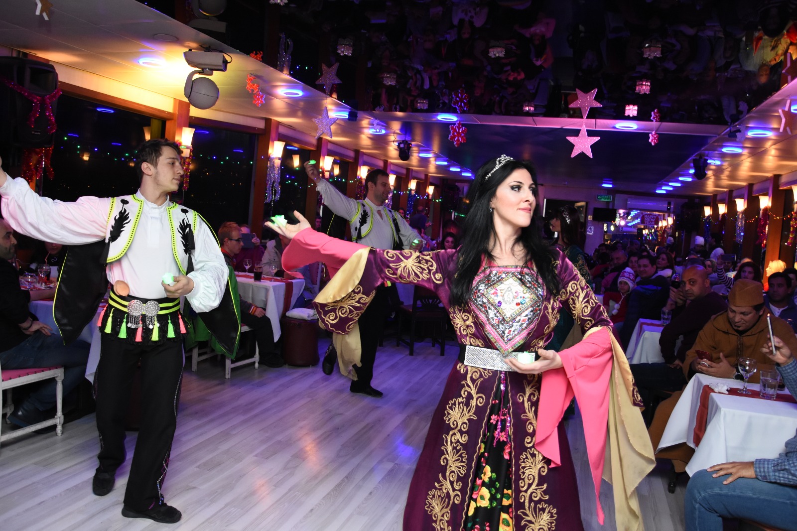 ORIENT DINNER CRUISE