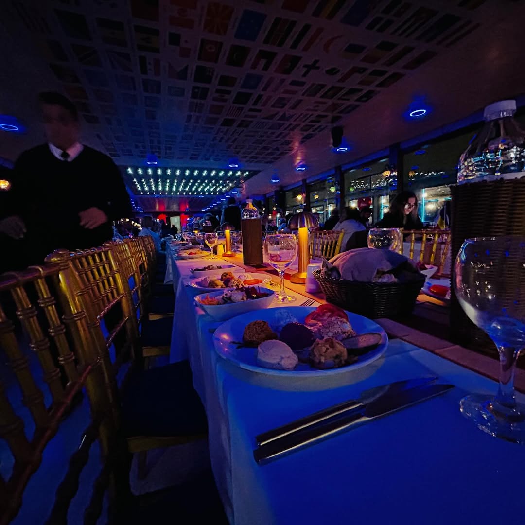 With Alcohol & With Hotel Transfer (Private Close To Show Table) OB