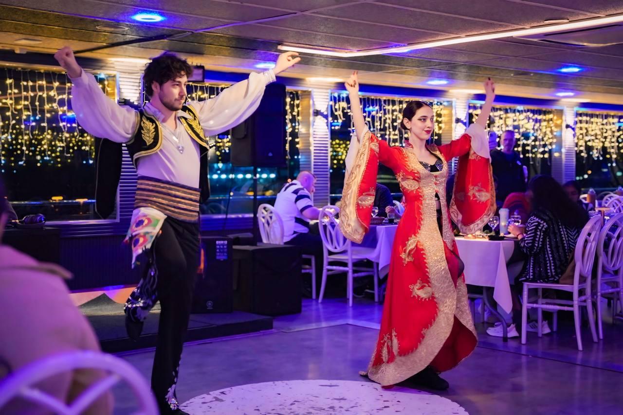 Bosphorus Dinner Cruise & Turkish Shows 