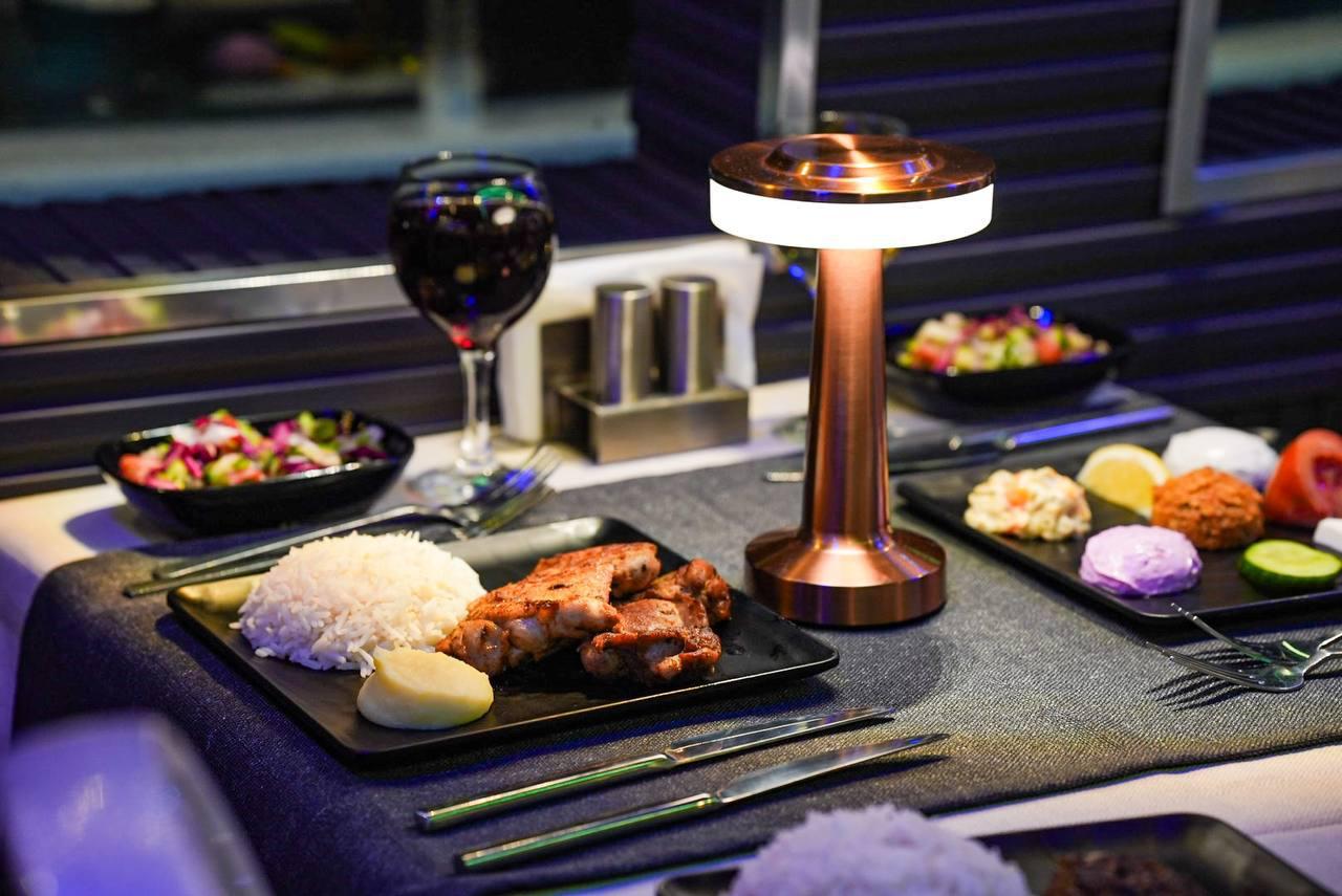 Bosphorus Dinner Cruise with Alcoholic Beverages (VIP Front Table)