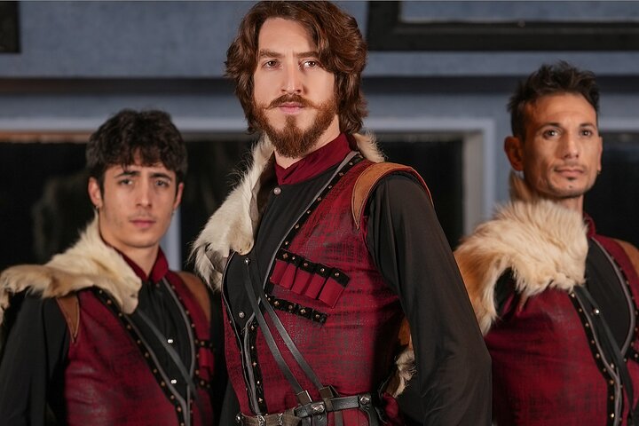 CRAZY SALE 2025 : PRIVATE STANDART REGULAR TABLE ( WITH ALCOHOL) - Hotel Pick Up and Drop off Included